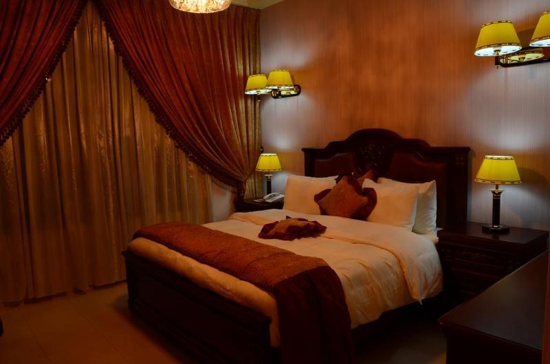 Jad Hotel Suites Amman Exteriör bild