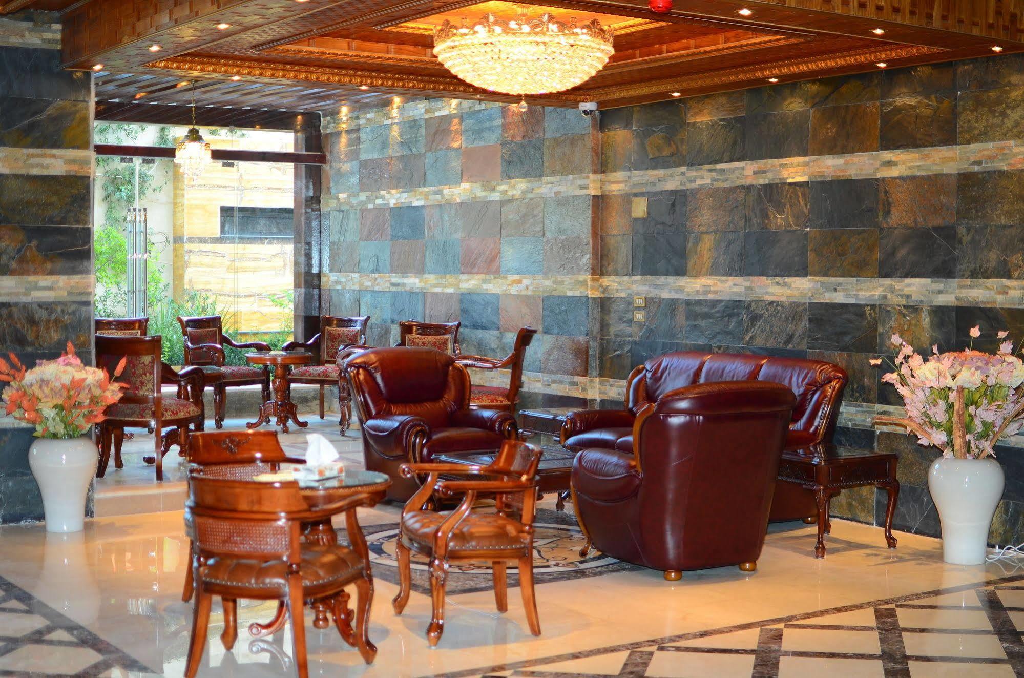 Jad Hotel Suites Amman Exteriör bild
