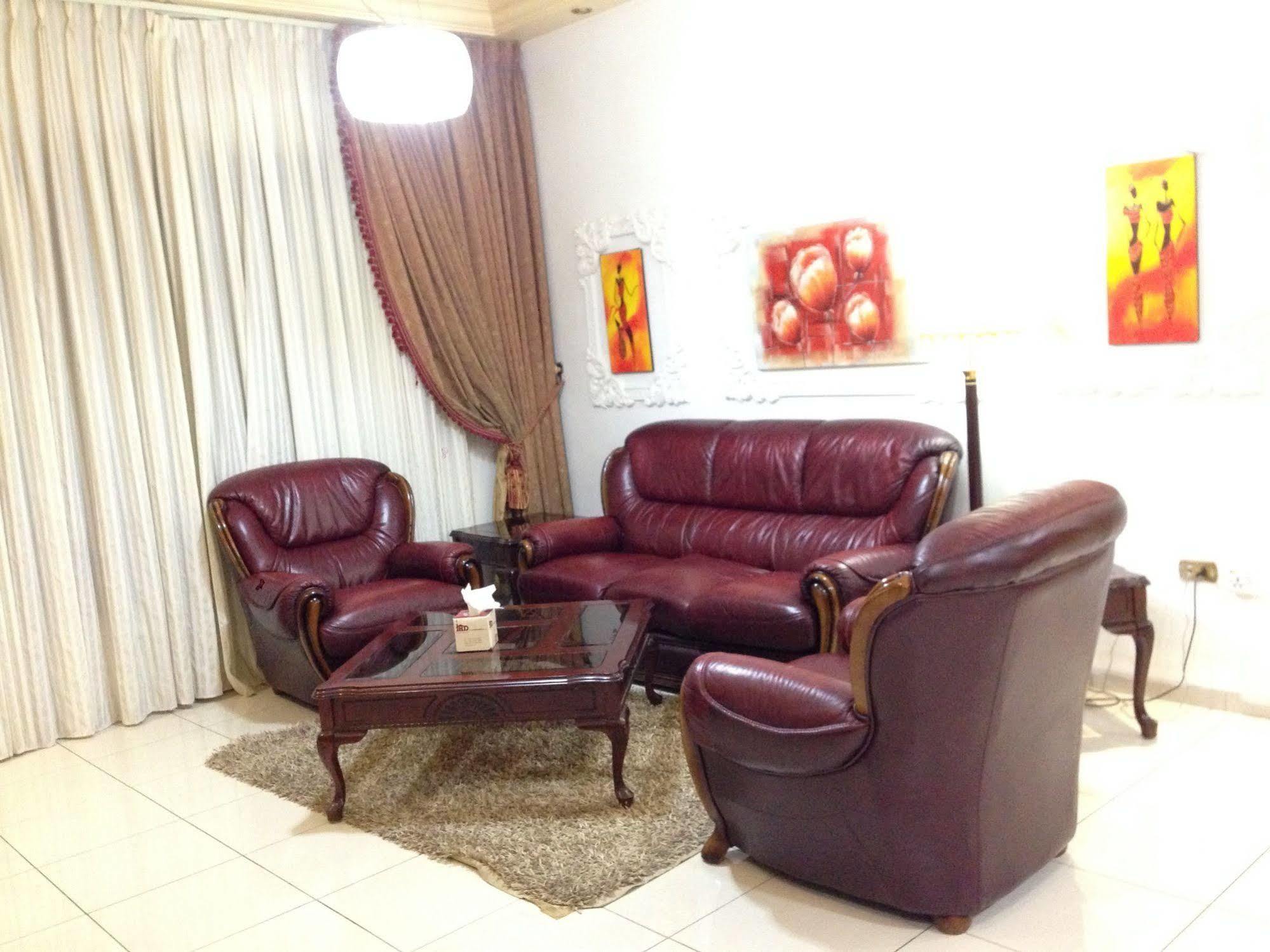 Jad Hotel Suites Amman Exteriör bild