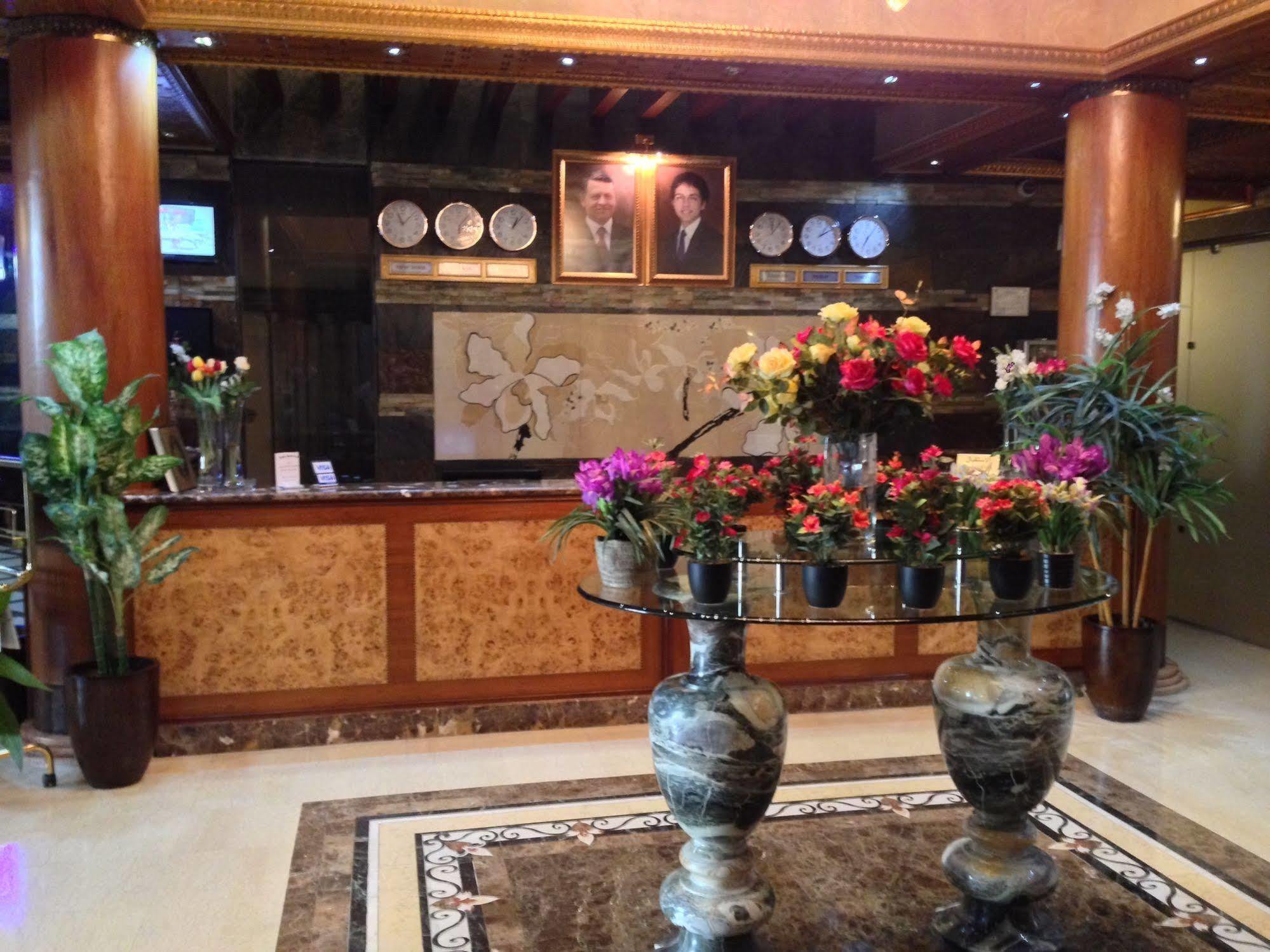 Jad Hotel Suites Amman Exteriör bild