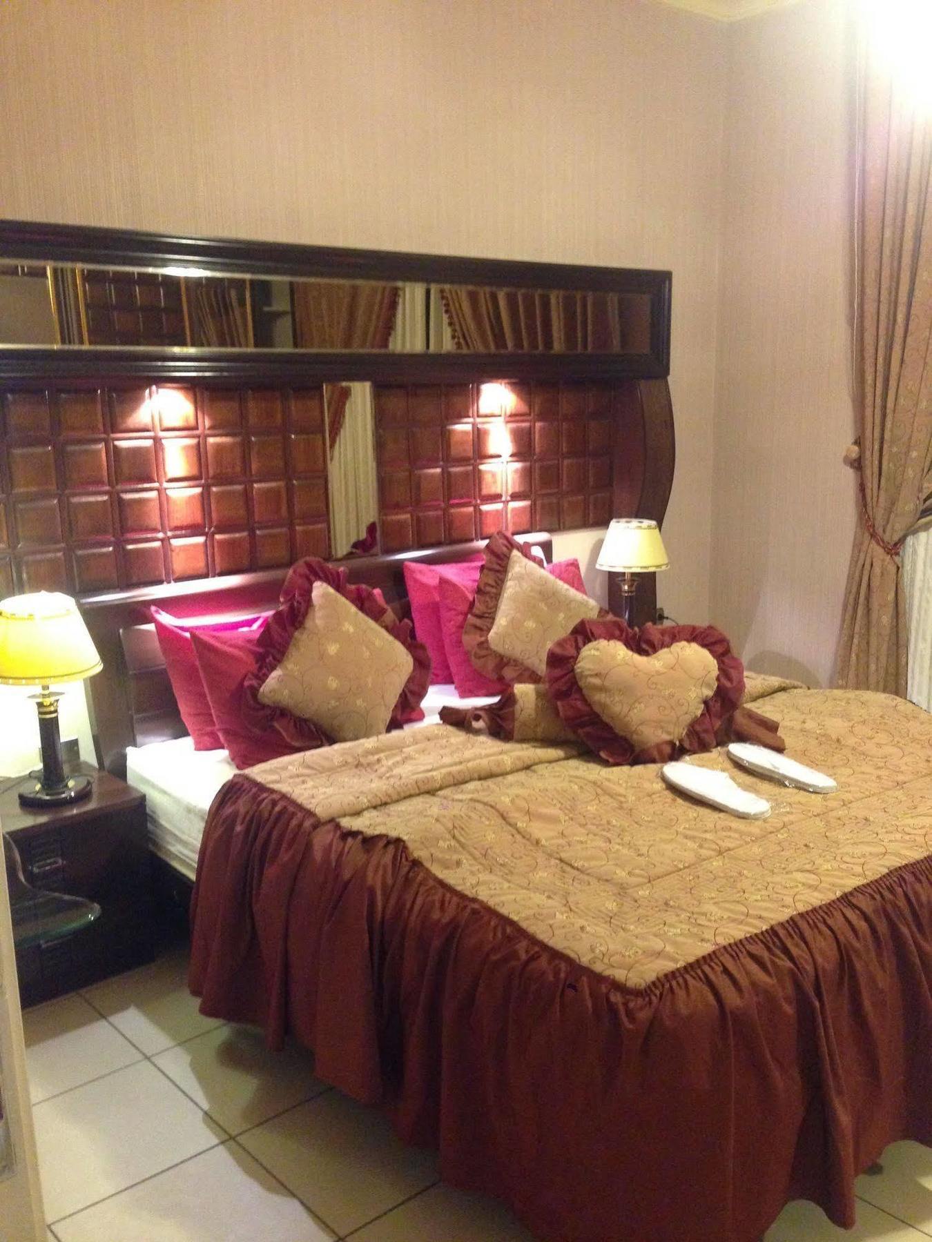 Jad Hotel Suites Amman Exteriör bild
