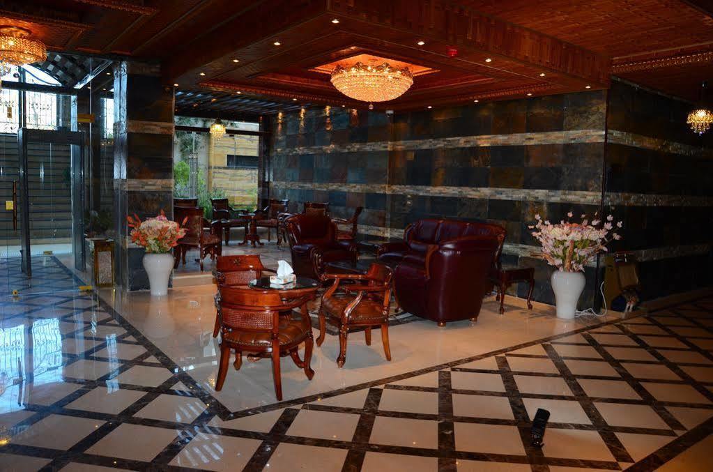 Jad Hotel Suites Amman Exteriör bild